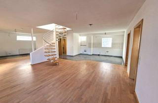 Wohnung mieten in 75173 Südweststadt, Stadtleben trifft Freiluft-Oase: Maisonette mit 45 m² Dachterrasse