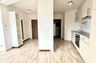 Wohnung mieten in Westbahnhofstraße 15, 07745 Süd, Möblierte 1-Zimmer-Wohnung mit Balkon und EBK