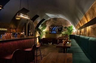 Gewerbeimmobilie mieten in Mathildenstraße 38, 90762 Fürth, Stilvolle Cocktailbar im Fürth, Zentrum zur Übernahme