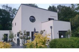 Einfamilienhaus kaufen in Alte Zollstraße 24, 47652 Weeze, Modernes Einfamilienhaus mit angelegtem Garten und Garage, direkt am Wald.