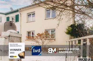 Doppelhaushälfte kaufen in 04249 Großzschocher, Vielseitige Doppelhaushälfte mit zwei Wohneinheiten und Garten