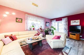 Haus kaufen in 25764 Wesselburen, Neuwertiger Bungalow mit 2x Terrassen & Carport in Sackgassenlage