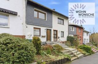 Reihenhaus kaufen in Hülsenbusch 63, 42929 Wermelskirchen, Gemütliches Reihenhaus zur Sanierung mit Garten und Garage