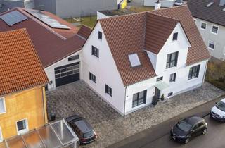 Mehrfamilienhaus kaufen in 78647 Trossingen, Mehrfamilienhaus mit Multifunktionshalle in Trossingen