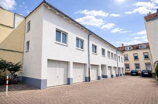 Anlageobjekt in 76137 Südweststadt, Mehrfamilienhaus mit Ausbaupotenzial in 1B-Stadtlage – Karlsruhe Südweststadt