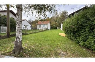 Grundstück zu kaufen in 82327 Tutzing, Tutzing! Kleines Baugrundstück, bebaubar mit einer Doppelhaushälfte ohne Altbestand!