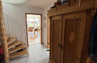 Wohnung kaufen in 79241 Ihringen, Geschmackvolle 3-Zimmer-Maisonette-Wohnung mit Südbalkon und EBK in Ihringen