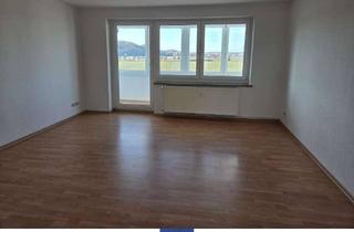 Wohnung mieten in 01640 Coswig, Himmlische Dachgeschoss-Wohnung mit Fernblick! Helles Wohnzimmer, gemütliche Loggia!
