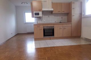 Wohnung mieten in Sasbachwaldener Straße, 77880 Sasbach, 1-Zimmer Dachgeschosswohnung in Sasbach, gepflegt