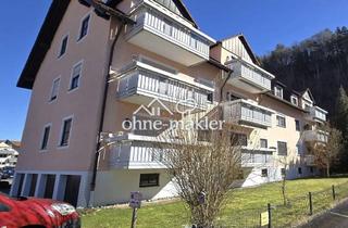 Wohnung kaufen in 72172 Sulz, Wohnen nahe dem Neckar-Stilvoll modernisiert 2,5 Zimmerwohnung mit Balkon und Garage