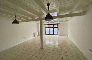 Wohnung mieten in Gernacherstr., 97509 Kolitzheim, Helle 2,5-Zimmer Wohnung mit Balkon im 2. OG in Kolitzheim