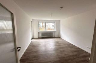 Wohnung mieten in Waldstraße 17, 29525 Uelzen, Großzügige 3-Zimmer-Wohnung mit Balkon in Uelzen zu vermieten!