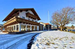 Haus kaufen in 84571 Reischach, Attraktives Wohn- und Geschäftshaus mit Halle