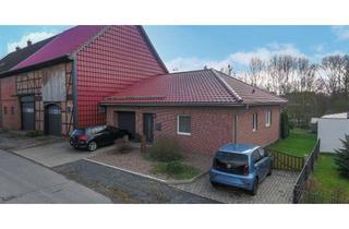 Einfamilienhaus kaufen in 38723 Seesen, Immobilien-Ensemble: Bungalow Baujahr 2020, saniertes Einfamilienhaus 2016 & ca. 305 m² Nutzfläche
