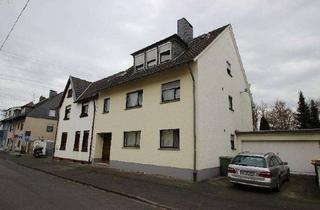 Anlageobjekt in 53844 Troisdorf, Großes 3-Familienhaus 350 m² Wohnfläche Wintergarten 830 m² Grundstück erzielbare Miete 44.000 € +NK