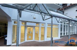 Gewerbeimmobilie kaufen in 72275 Alpirsbach, Gewerbeeinheit im Erdgeschoss mit attraktiver Schaufensterfront