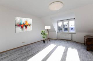 Wohnung kaufen in 21465 Reinbek, Gepflegte ETW mit Loggia, Kellerraum und Tiefgaragenstellplatz (Eigentum - sep. Grundbuch)