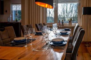 Reihenhaus kaufen in 26382 Wilhelmshaven, Wilhelmshaven - Renditestarkes und exclusives Ferienhaus mit Garten in top Lage