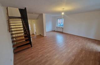 Haus kaufen in 27711 Osterholz-Scharmbeck, Osterholz-Scharmbeck - Reiheneckhaus in Kernstadtlage, provisionsfrei kaufen