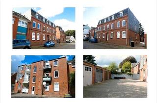 Wohnung kaufen in 24768 Rendsburg, Rendsburg - Bezugsfreie 3-Zimmer Altbauwohnung mit Balkon 63m² Rendsburg