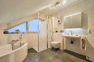 Haus kaufen in 64823 Groß-Umstadt, Groß-Umstadt - 3,5-Zimmer-Wohntraum mit Naturblick - Loggia, modernisiert & ruhig gelegen