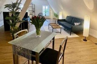 Wohnung kaufen in 21723 Hollern-Twielenfleth, Denkmal-Wohntraum unter Reet: Dach-Appartment mit eigenem Gartenanteil