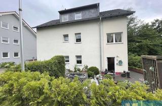 Wohnung kaufen in 58706 Menden, Charmante Eigentumswohnung mit Balkon in gepflegtem 3-Familienhaus - ideal zur Eigennutzung & Kapita