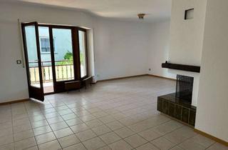 Wohnung mieten in Zur Schifflände, 78266 Büsingen, Praktische 2,5-Zimmer Wohnung mit Balkon und KFZ-Stellplatz in Büsingen am Hochrhein