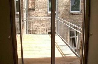 Wohnung mieten in 06112 Halle, Schnell sein lohnt sich - 4-Zimmer-Wohnung in super zentraler Lage auch WG geeignet!