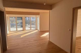 Wohnung mieten in Beuerberger Straße, 82547 Eurasburg, Helle Erdgeschosswohnung mit Gartenanteil im neuen Holzhaus in Eurasburg