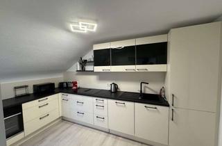 Wohnung mieten in Tunnelweg 1/1, 72290 Loßburg, Helle 3,5-Zimmer Dachgeschosswohnung in Loßburg mit Balkon