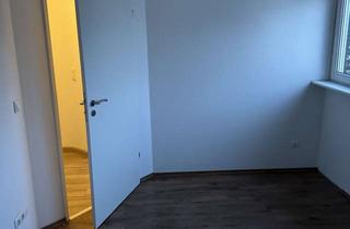 Wohnung mieten in In Der Fuchskaule 12, 53773 Hennef, 2-Zimmer Dachgeschosswohnung in Hennef (Sieg)