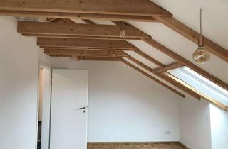 Wohnung mieten in 82256 Fürstenfeldbruck, Moderne, sanierte 2,5-Zimmer-Dachgeschosswohnung