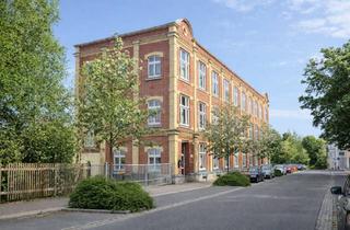 Gewerbeimmobilie kaufen in Bertolt-Brecht-Straße, 08209 Auerbach, Stimmungsvolles Hotel mit Panoramablick im Vogtland – Vielseitig nutzbare Gruppenunterkunft in Auerb