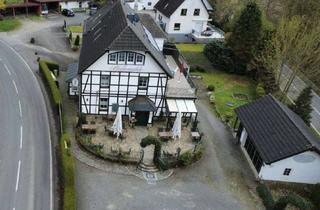 Gewerbeimmobilie kaufen in Am Meilenstein, 51580 Reichshof, Wohnhaus mit vielen Möglichkeiten