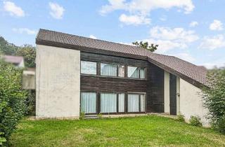 Einfamilienhaus kaufen in 95447 Meyernberg, Sanierung-Einfamilienhaus mit Seltenheitswert - Luftschutzbunker- Stadtrand Bayreuth/Meyernberg