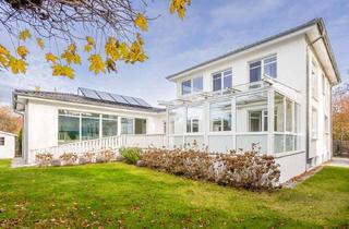 Einfamilienhaus kaufen in 14129 Zehlendorf, Bezugsfertiges Einfamilienhaus für große Familien in bester Lage von Schlachtensee