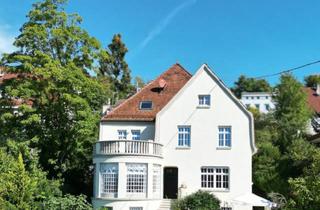 Villa kaufen in 73728 Esslingen, Ein Traum von einem Anwesen - Villa in Halbhöhenlage von Esslingen!Zentrumsnah, mit schönem Garten!