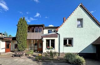 Doppelhaushälfte kaufen in Klosterweg, 39638 Gardelegen, Modernisierte Doppelhaushälfte mit Werkstatt, Büro, Wintergarten und großzügigem Grundstück
