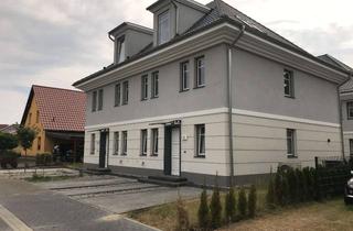 Haus mieten in 14641 Wustermark, Doppelhaushälfte im Art Déko Stil