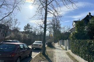 Grundstück zu kaufen in 14195 Dahlem, Seltene Gelegenheit - Baugrundstück (mit Altbestand) in Dahlem