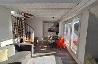 Wohnung kaufen in Fellbacher Straße 58, 70736 Fellbach, Renovierte, charmante 3-Zimmer Maisonette in Schmiden mit Dachterrasse