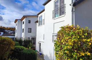 Wohnung kaufen in Altfeldstraße, 76337 Waldbronn, Top Angebot! Großzügige, gemütliche, helle Maisonettewohnung mit Balkon und Außenstellplatz!