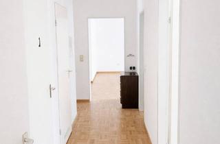 Wohnung kaufen in Friedrich-Ebert-Straße 53a, 93051 Großprüfening-Dechbetten-Königswiesen, Residenz Regensburg: Helle 3-Zimmer-Wohnung mit Balkon & Tiefgarage in ruhiger und zentraler Lage