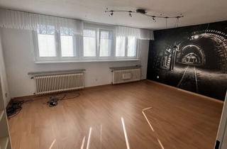 Wohnung mieten in Burscheider Straße 484, 51381 Bergisch Neukirchen, 3 Zimmer Wohnung in Leverkusen - Bergisch Neukirchen