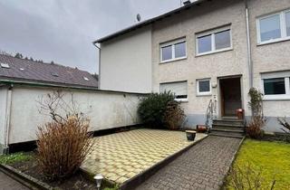 Reihenhaus kaufen in Hasencleverstraße 26a, 42659 Burg, Geräumiges 7-Zimmer-Reihenhaus mit Garage in Toplage von Solingen-Burg