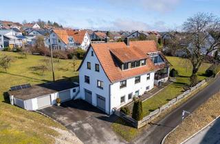 Haus kaufen in 89143 Blaubeuren, Gepflegtes Zweifamilienhaus mit großem Grundstück, Garagen und Werkstätten
