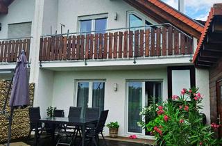 Haus kaufen in 67483 Edesheim, Familien-Idylle am Rebenmeer: Lichtdurchflutete DHH mit Traumblick in Edesheim