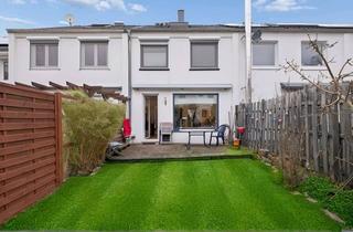 Reihenhaus kaufen in 22589 Sülldorf, Gemütliches Mittelreihenhaus in Hamburg-Sülldorf – Ihr ruhiges Zuhause im grünen Westen der Stadt.