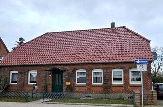 Einfamilienhaus kaufen in 19057 Schwerin, Saniertes stadtnahes Einfamilienhaus mit Ausbaureserve